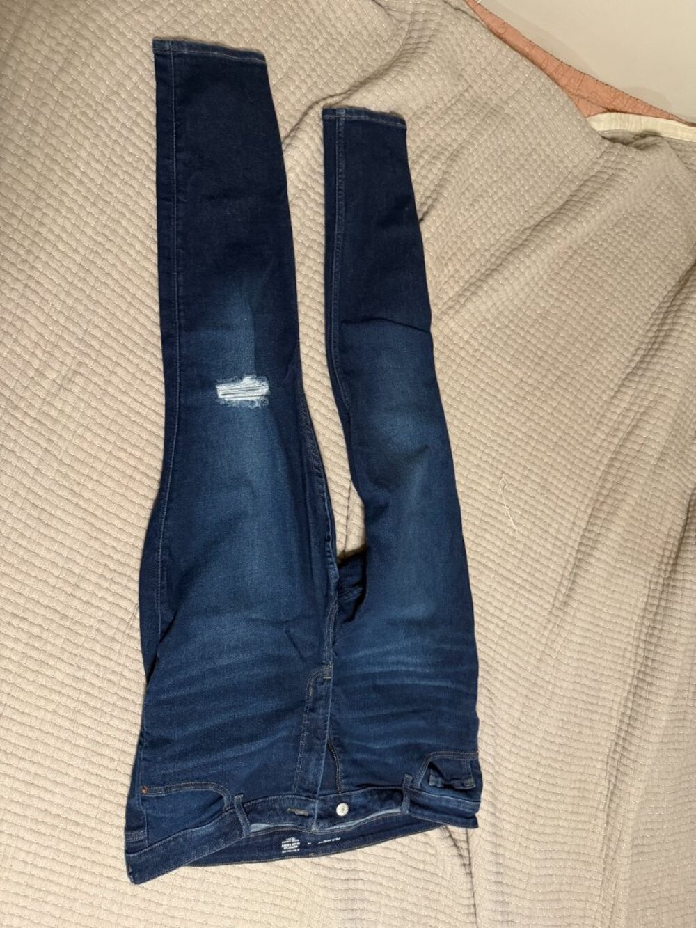 Old Navy Extra High Rise Rockstar Super Skinny